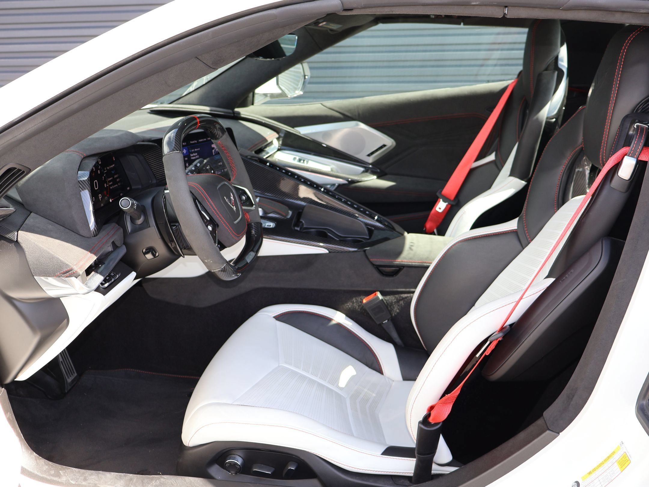 Used 2023 Chevrolet Corvette Z06 RWD image 5