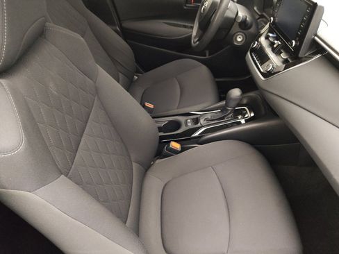 Used 2022 Toyota Corolla LE image 21