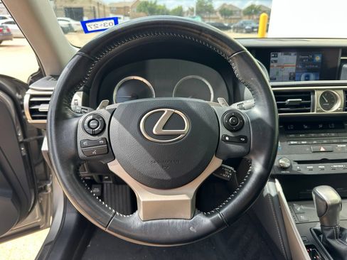 Used 2016 Lexus IS 200t w/ Navigation System Package RWD image 11