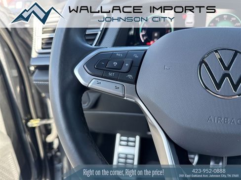 Used 2024 Volkswagen Atlas Cross Sport SEL Premium R-Line image 24