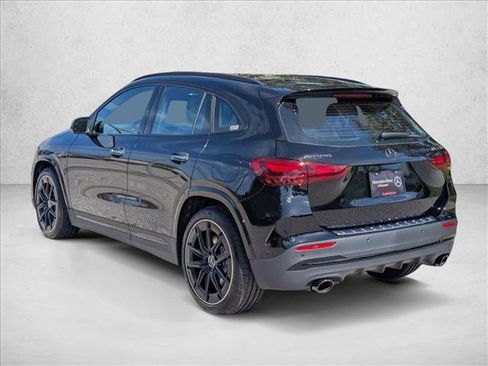 New 2026 Mercedes-Benz GLA 35 AMG 4MATIC image 9