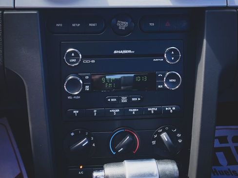 Used 2008 Ford Mustang GT RWD image 3