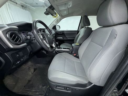 Certified 2023 Toyota Tacoma SR5 w/ Technology Package image 14