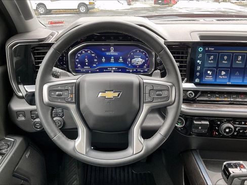 Used 2023 Chevrolet Silverado 1500 LTZ image 5