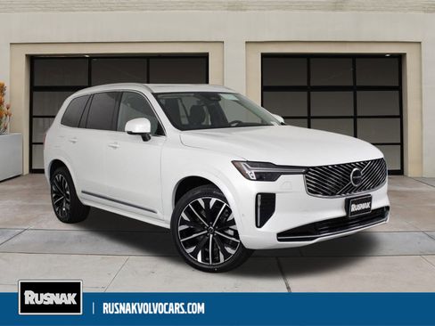 New 2025 Volvo XC90 B6 Plus image 1