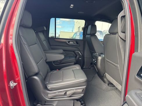 New 2026 GMC Yukon XL Denali image 30