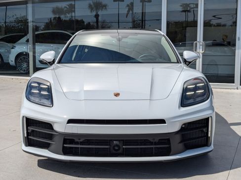 New 2024 Porsche Panamera image 10