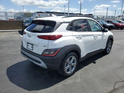 Certified 2023 Hyundai Kona SEL AWD/4WD image 4