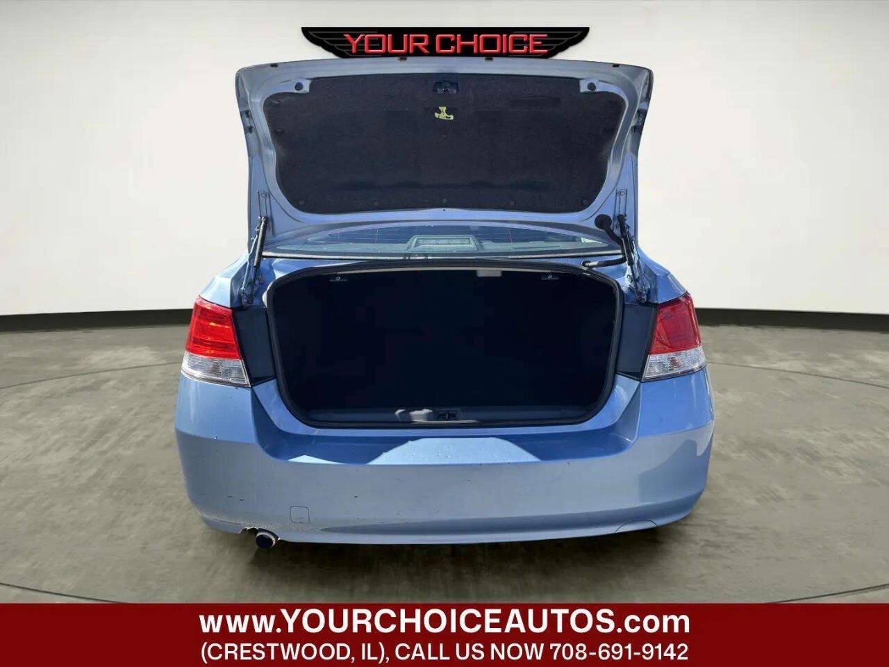 Used 2011 Subaru Legacy 2.5i AWD/4WD image 9