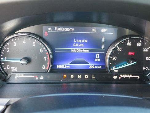 Used 2022 Ford Explorer XLT w/ Equipment Group 202A image 29