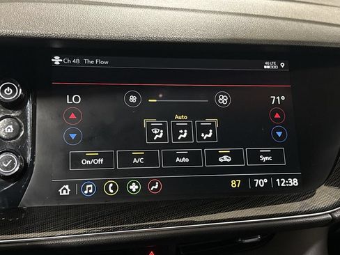 Used 2023 Buick Envision Essence FWD image 16