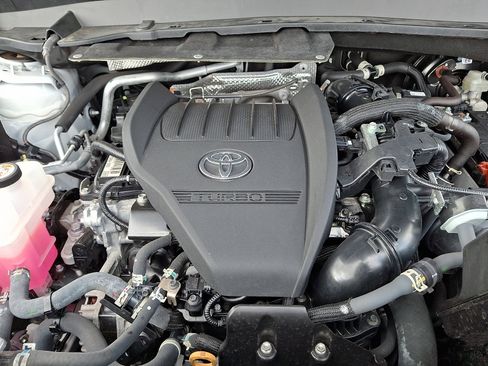 Used 2024 Toyota Grand Highlander Limited image 28