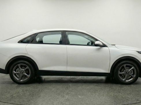 Used 2025 Kia K4 FWD image 11