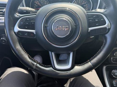 Used 2018 Jeep Compass Latitude w/ Popular Equipment Group AWD/4WD image 33