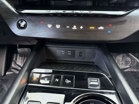 Used 2025 Nissan Murano SV AWD/4WD image 23
