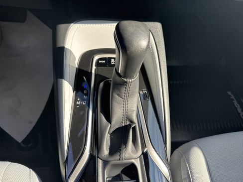 Used 2020 Toyota Corolla SE image 13