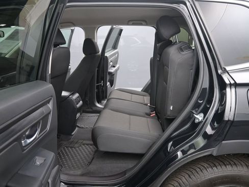 Used 2025 Honda CR-V LX image 13