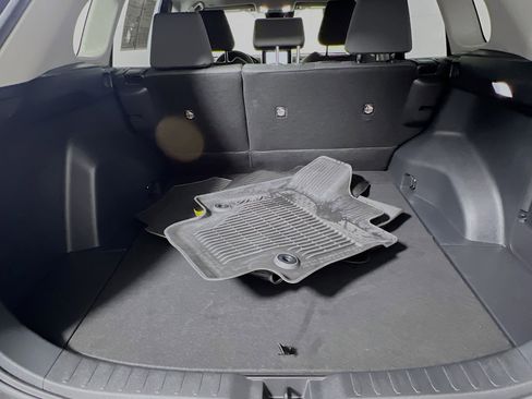 Used 2025 Toyota RAV4 XLE image 34