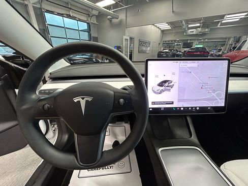 Used 2021 Tesla Model 3 Long Range AWD/4WD image 8