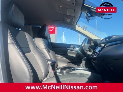 Used 2022 Nissan Rogue Sport SV w/ Technology Package image 13
