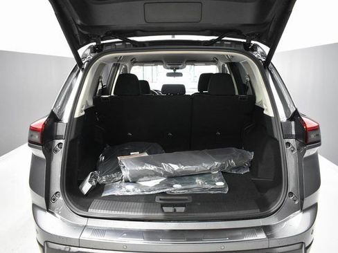 New 2026 Nissan Rogue SV w/ Cold Weather Package image 32