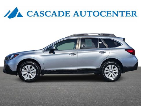 Used 2019 Subaru Outback 2.5i Premium AWD/4WD image 2