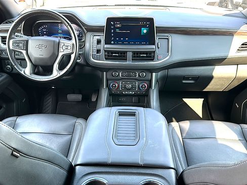 Used 2023 Chevrolet Tahoe Z71 w/ Luxury Package AWD/4WD image 23