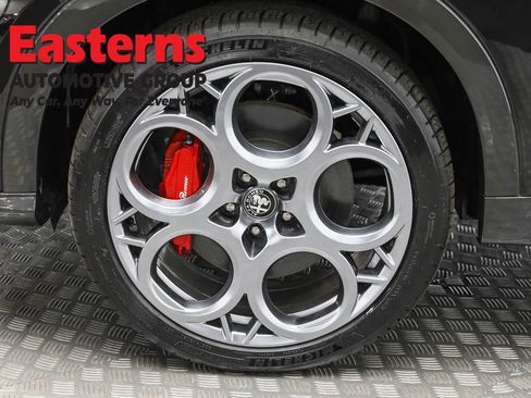 Used 2024 Alfa Romeo Tonale Veloce image 33