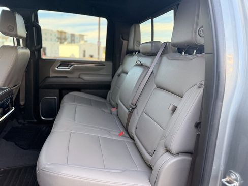 Used 2024 Chevrolet Silverado 3500 LTZ w/ LTZ Convenience Package image 31