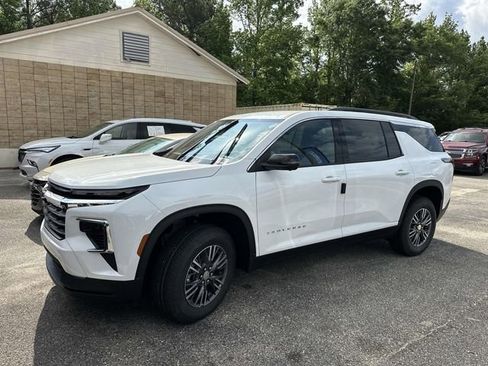 New 2026 Chevrolet Traverse LT FWD image 15