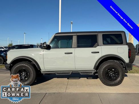 Certified 2023 Ford Bronco Wildtrak image 11