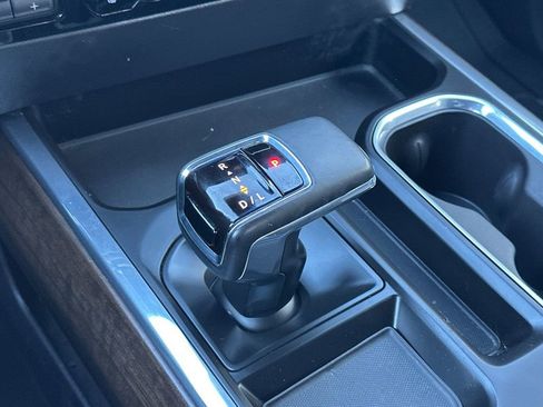 Used 2023 Chevrolet Silverado 1500 High Country w/ Technology Package image 20