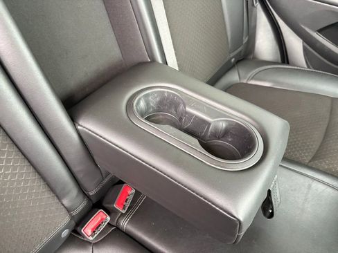 Used 2019 Buick Encore Sport Touring w/ Safety Package FWD image 33