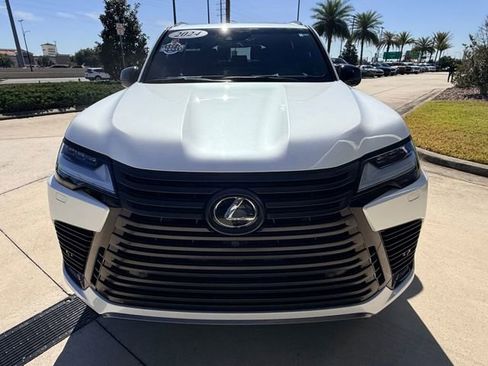 Certified 2024 Lexus LX 600 4WD w/ Premium Package image 16