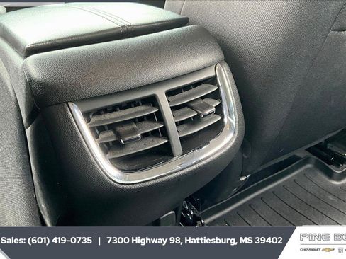 Used 2023 Chevrolet Malibu LT w/ Driver Confidence Package FWD image 24