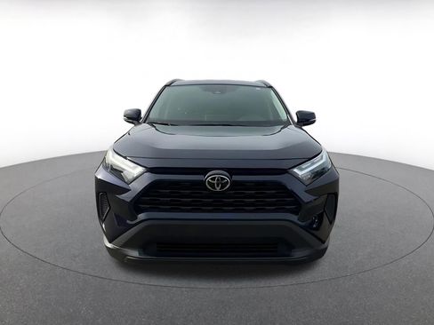 Used 2025 Toyota RAV4 XLE image 4