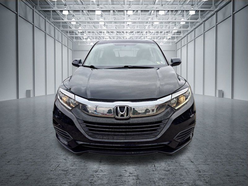 Used 2019 Honda HR-V LX image 2