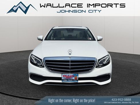 Used 2018 Mercedes-Benz E 300 4MATIC image 9