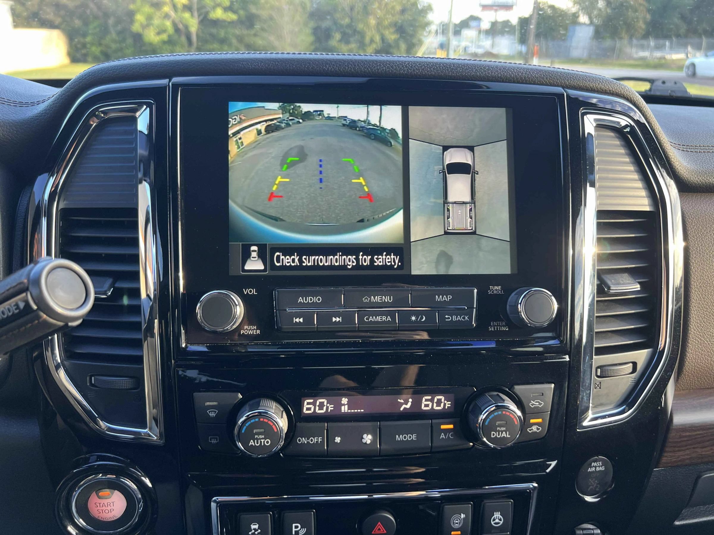 Used 2021 Nissan Titan Platinum Reserve w/ Moonroof Package RWD image 27