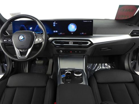 Used 2023 BMW i4 eDrive35 w/ Premium Package RWD image 25