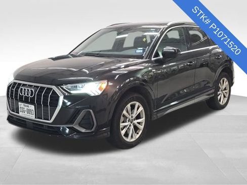 Used 2023 Audi Q3 2.0T Premium image 3