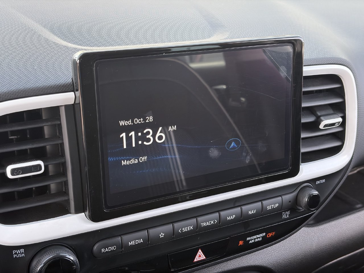 Used 2025 Hyundai Venue Limited FWD image 33