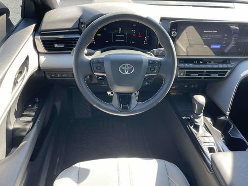 Used 2026 Toyota Camry SE w/ Multimedia Upgrade Package image 12