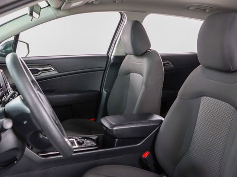 Used 2024 Kia Sportage LX AWD/4WD image 23