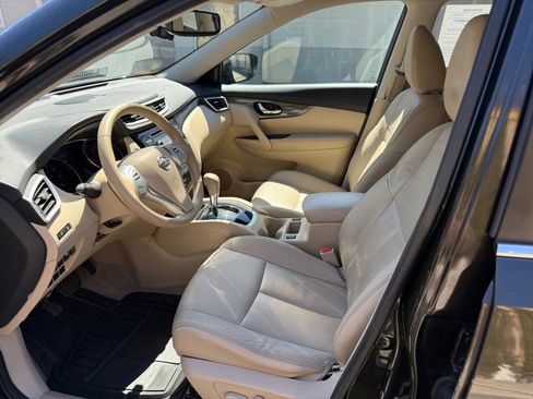 Used 2015 Nissan Rogue SL image 21