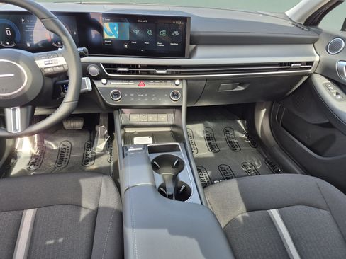 New 2026 Hyundai Sonata SEL FWD image 14