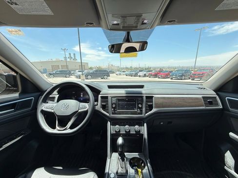Used 2023 Volkswagen Atlas SE FWD image 14