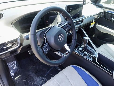New 2025 Acura ADX A-Spec image 10