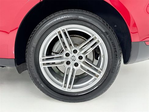 Used 2021 Porsche Macan S image 34