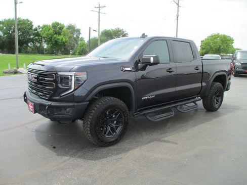 Used 2026 GMC Sierra 1500 AT4X w/ AT4X AEV Edition AWD/4WD image 11